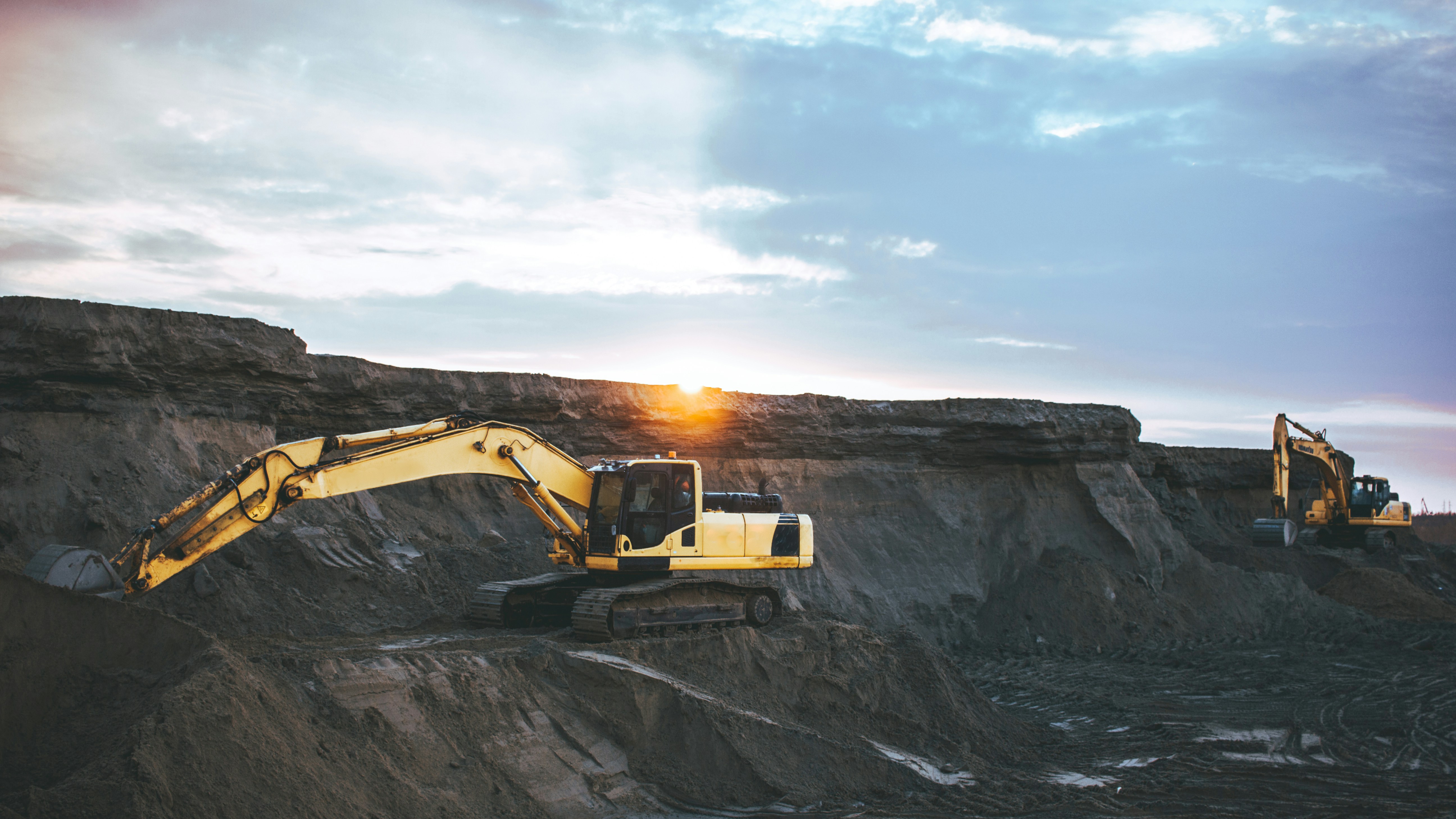 Large Cache of Rare Earth Elements Discovered in America