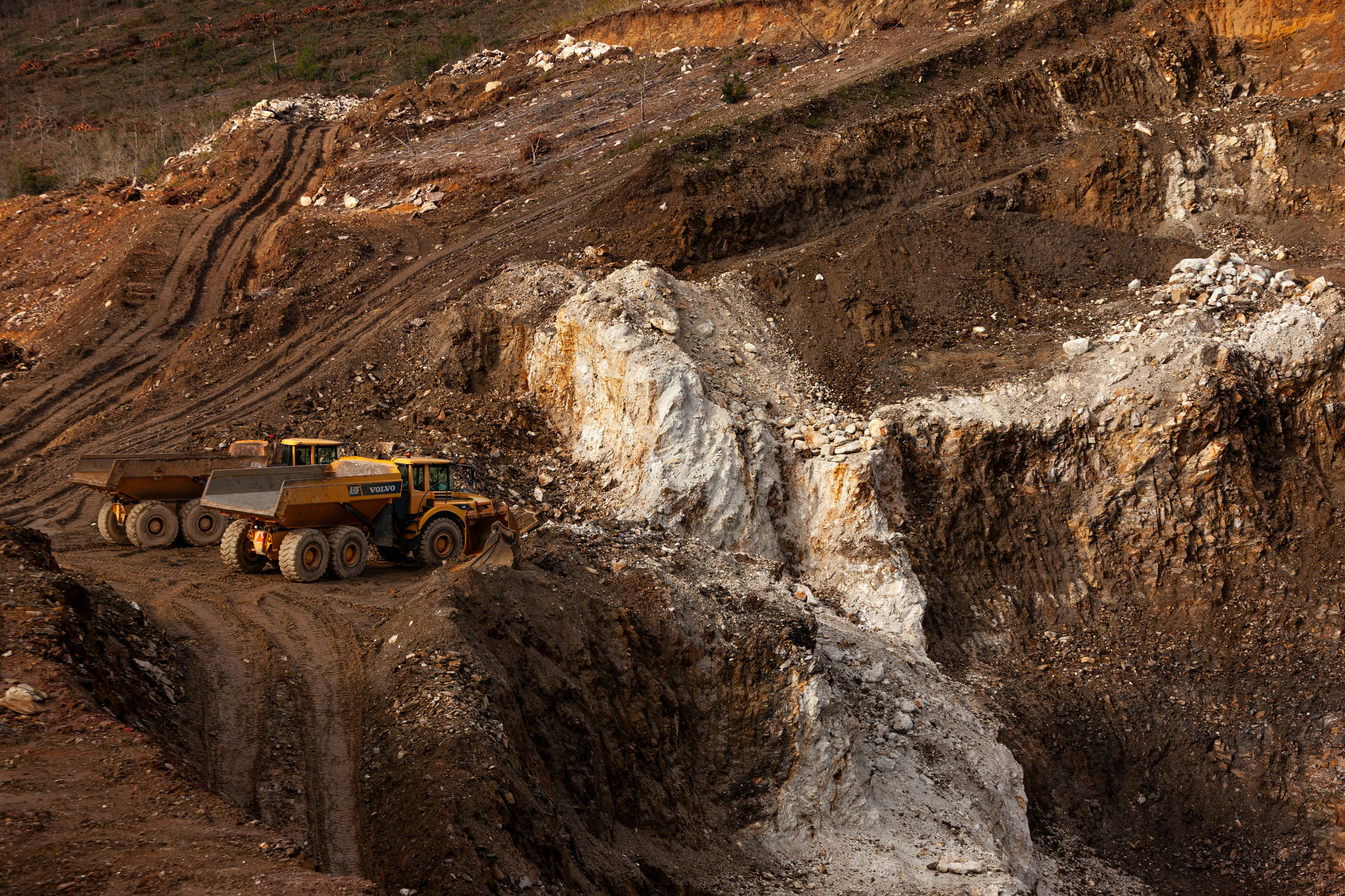 REE Downstream Purchases Mainly Based on Demand